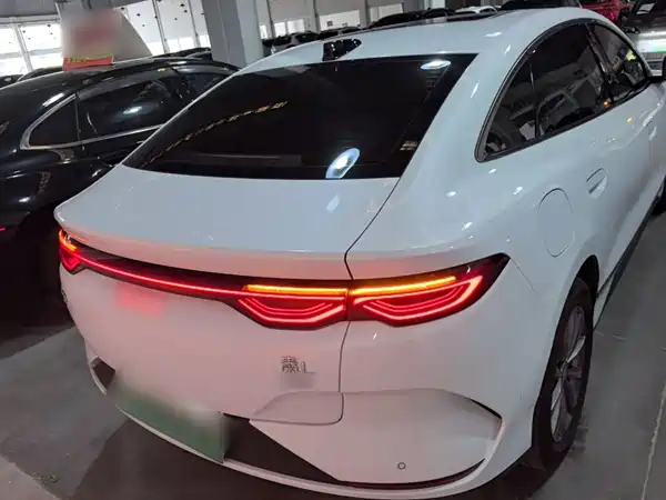 BYD Qin L 2025
