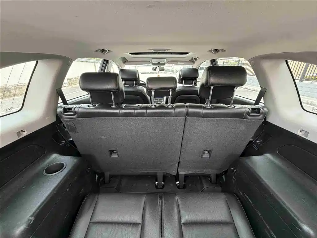 Chevrolet Captiva 2017 — фото 9