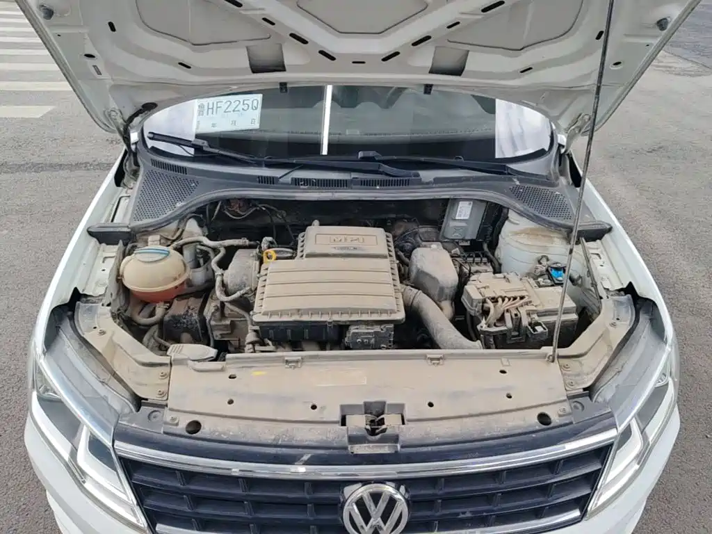 Volkswagen Jetta 2019 — фото 16