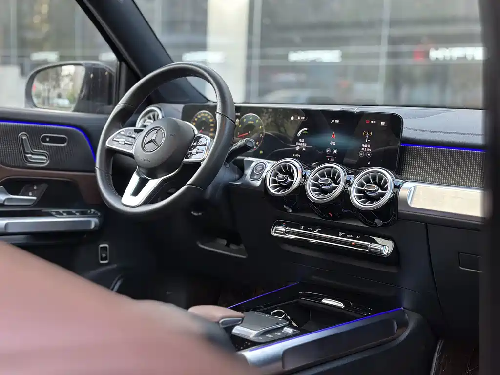 Mercedes-Benz GLB 2022