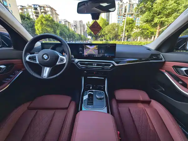 BMW 3 Series 2024