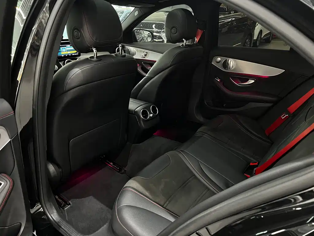 Mercedes-Benz C-Class AMG 2020 — фото 6