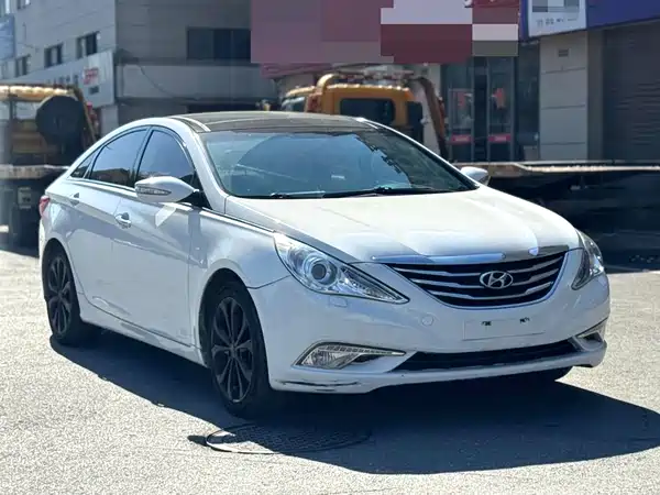 Hyundai Sonata 2013