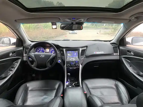 Hyundai Sonata 2013