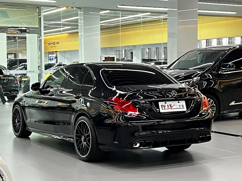 Mercedes-Benz C-Class AMG 2020 — фото 15