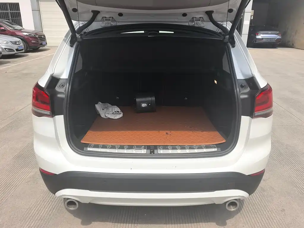BMW X1 2022 — фото 13