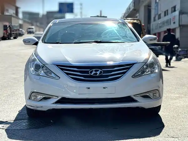 Hyundai Sonata 2013
