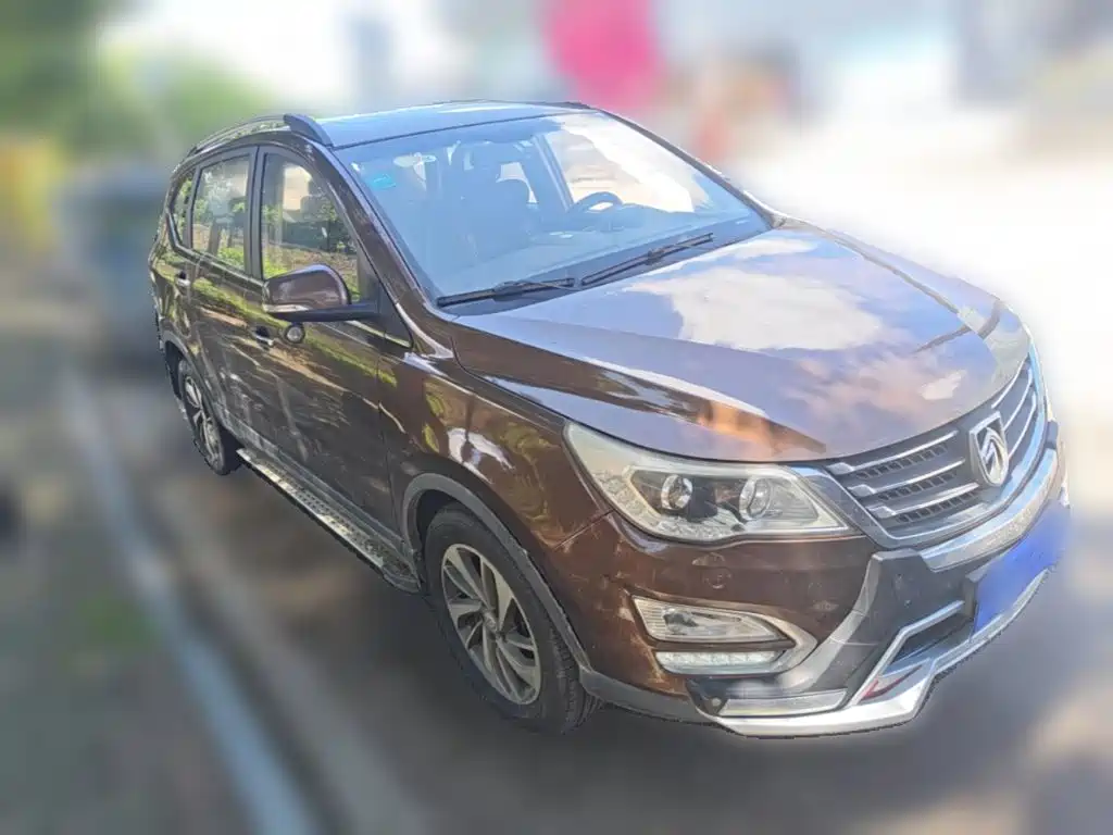 Baojun 560 2015