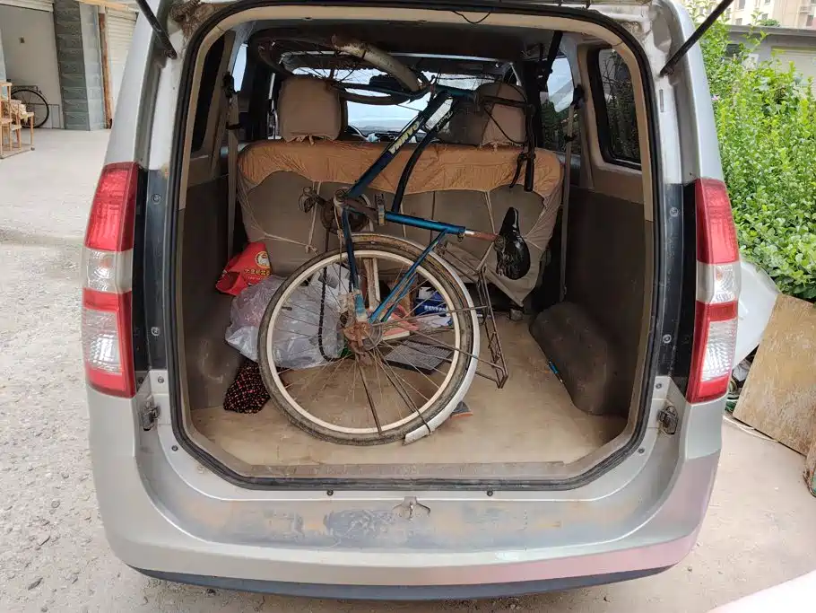 Wuling Hongguang 2013