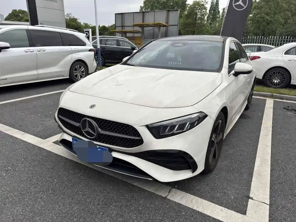 Mercedes-Benz A-Class 2025 — фото 1