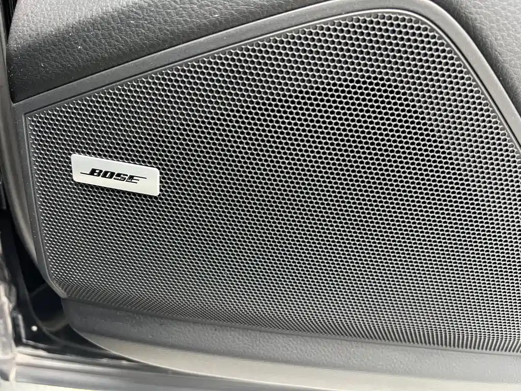 Porsche Cayenne 2021 — фото 37