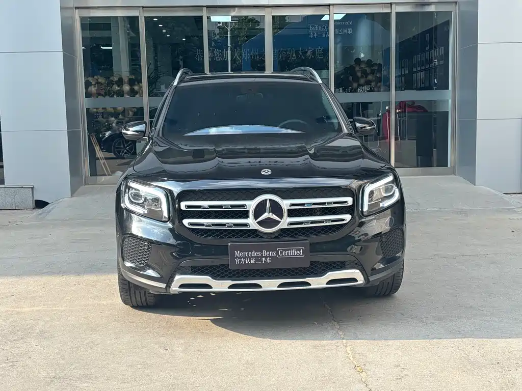 Mercedes-Benz GLB 2023 — фото 2