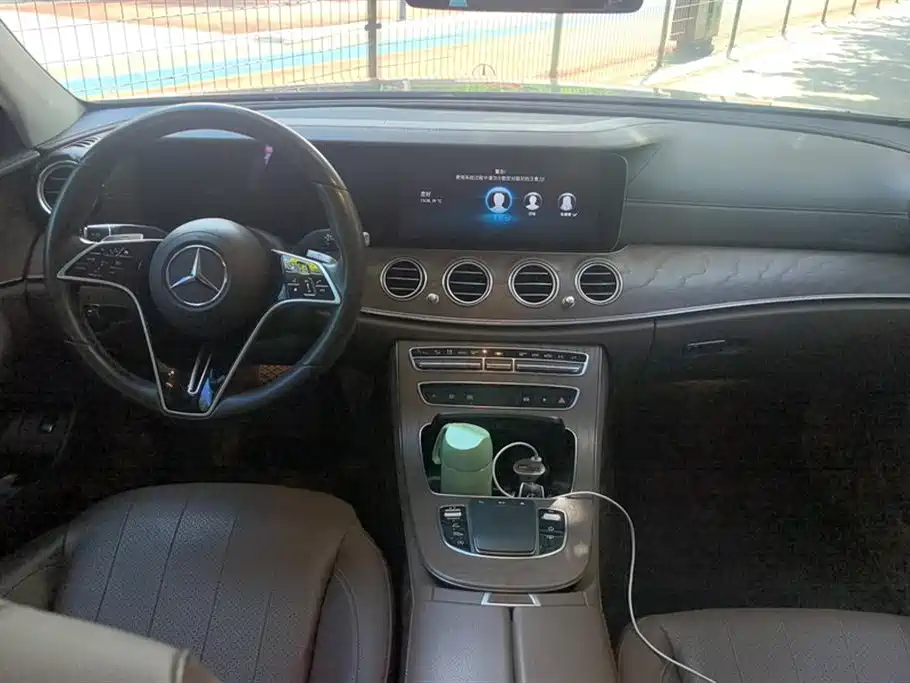 Mercedes-Benz E-Class 2020 — фото 12