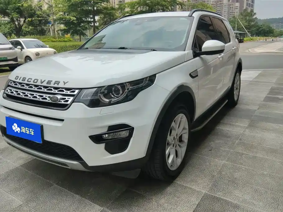 Land Rover Discovery Sport 2017 — фото 1