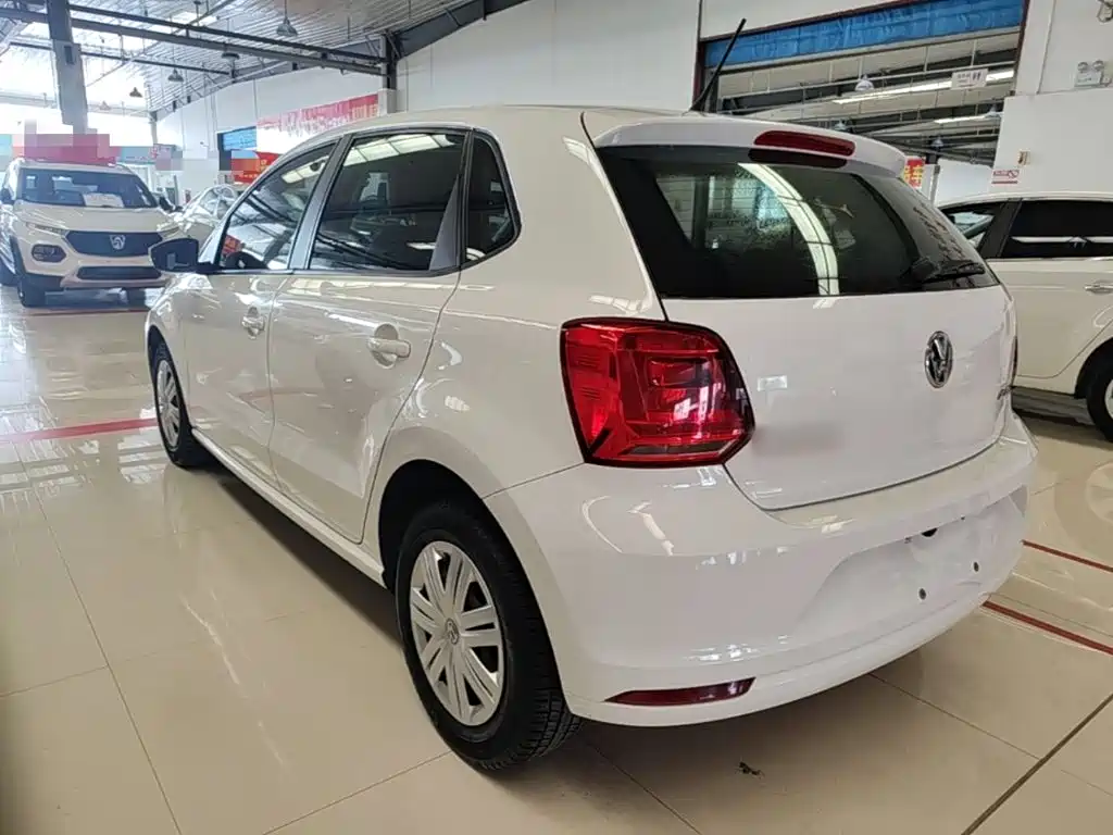 Volkswagen Polo 2016