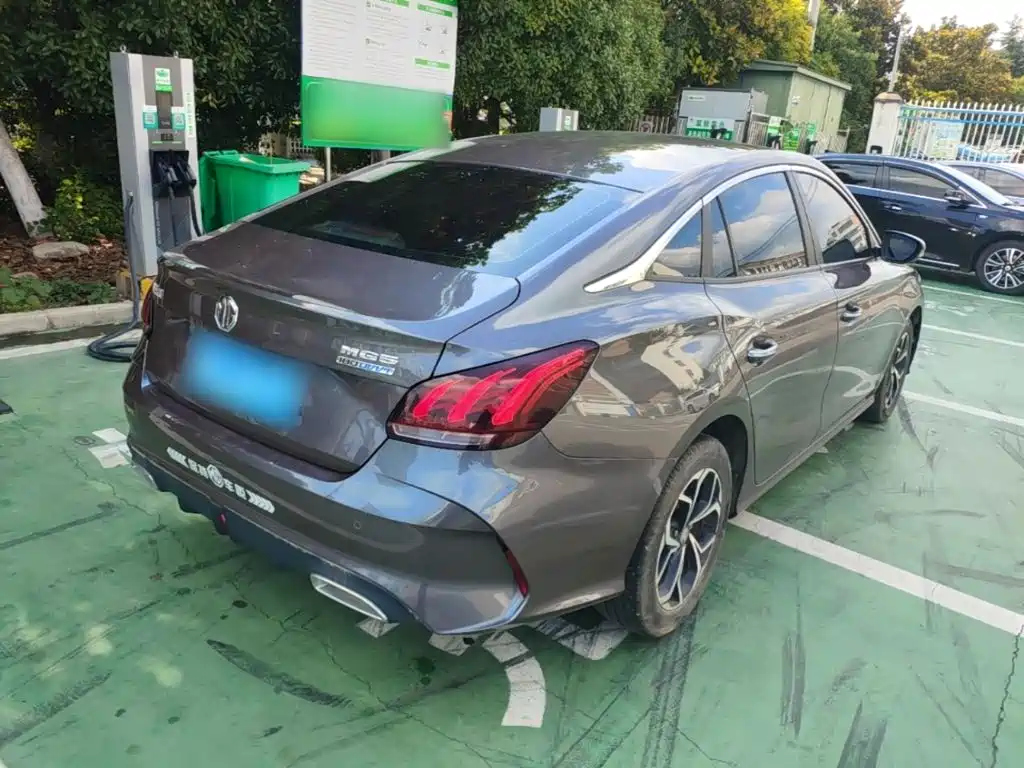 MG MG5 2022