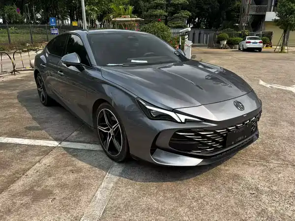 MG MG7 2023