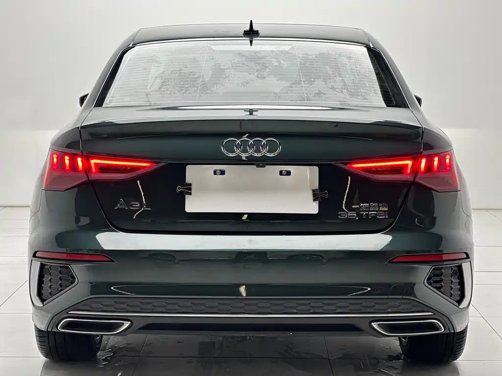 Audi A3 2023 — фото 8