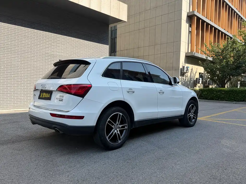 Audi Q5 2017 — фото 18