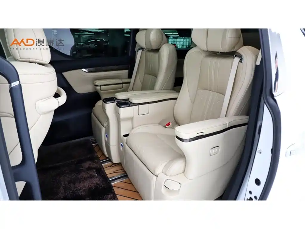 Toyota Alphard 2022 — фото 7