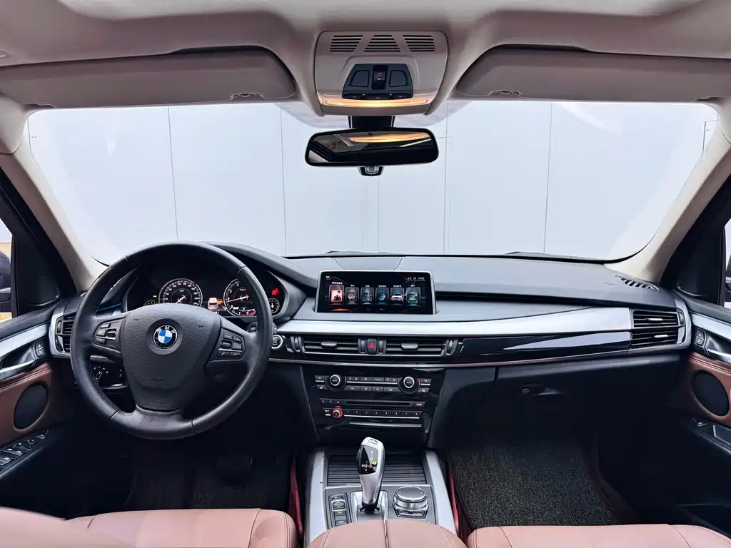 BMW X5 2018 — фото 20