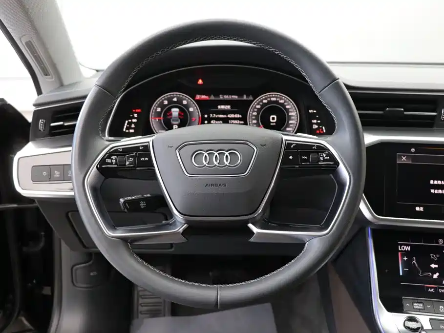Audi A7L 2024 — фото 15