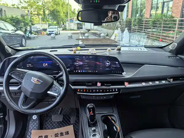 Cadillac XT4 2024