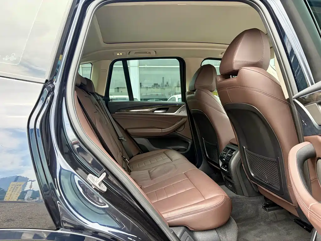 BMW X3 2021