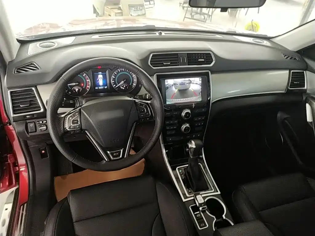 Haval H2 2015 — фото 10