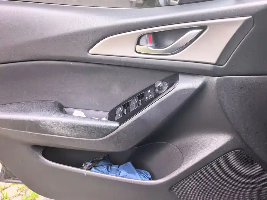 Mazda 3 Angkesela 2018