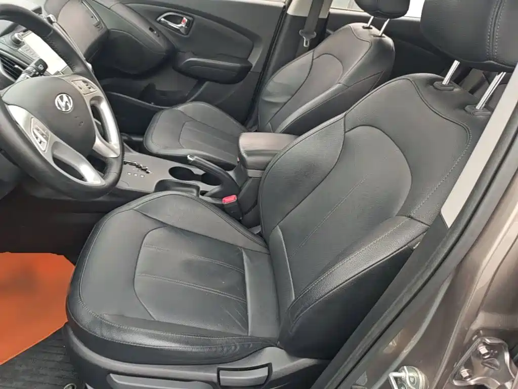 Hyundai ix35 2015 — фото 11
