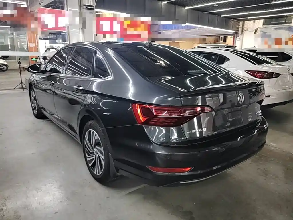 Volkswagen Sagitar 2022