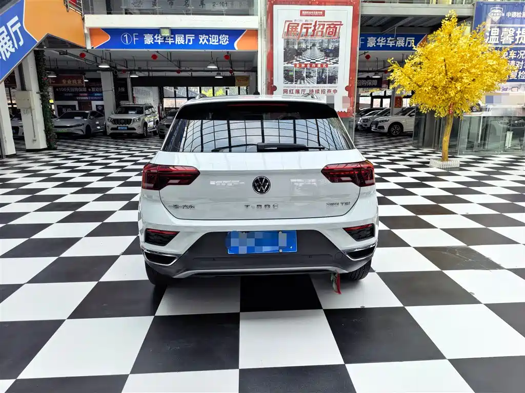 Volkswagen T-Roc 2022 — фото 8