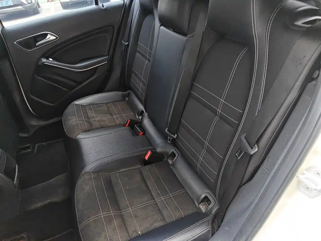 Mercedes-Benz A-Class 2014 — фото 15