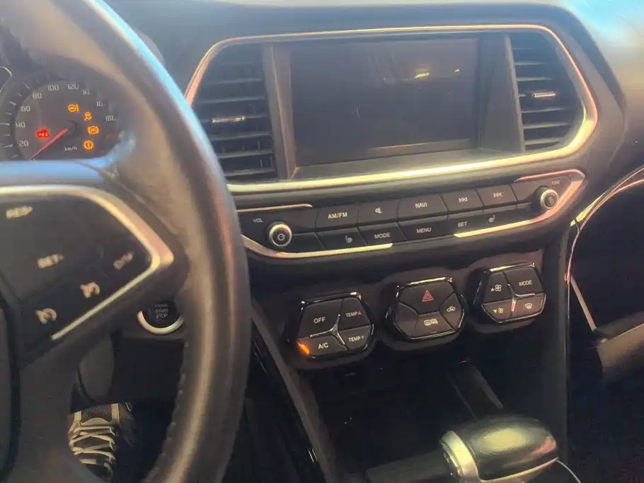 GAC Trumpchi GS4 2015 — фото 12