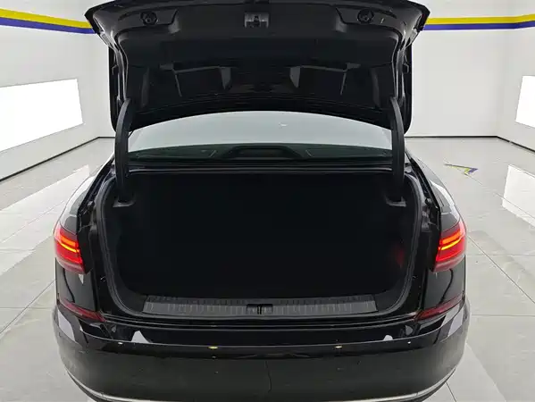 Volkswagen Passat 2025