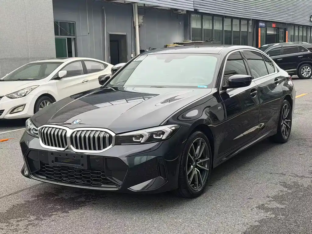 BMW 3 Series 2023