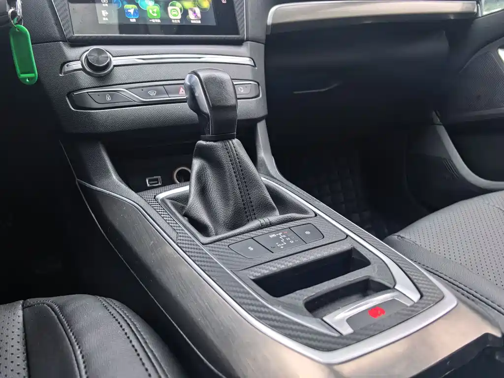 Peugeot 408 2015 — фото 10