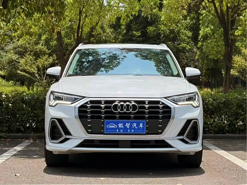 Audi Q3 2022
