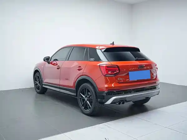 Audi Q2L 2018