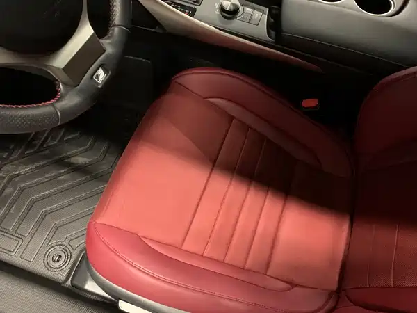 Lexus IS 2015