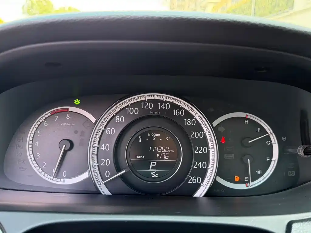 Honda Accord 2014 — фото 10