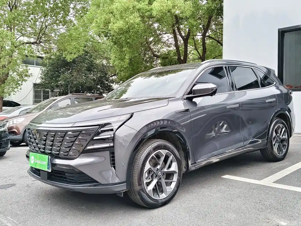Changan CS75 PLUS 2026 — фото 2