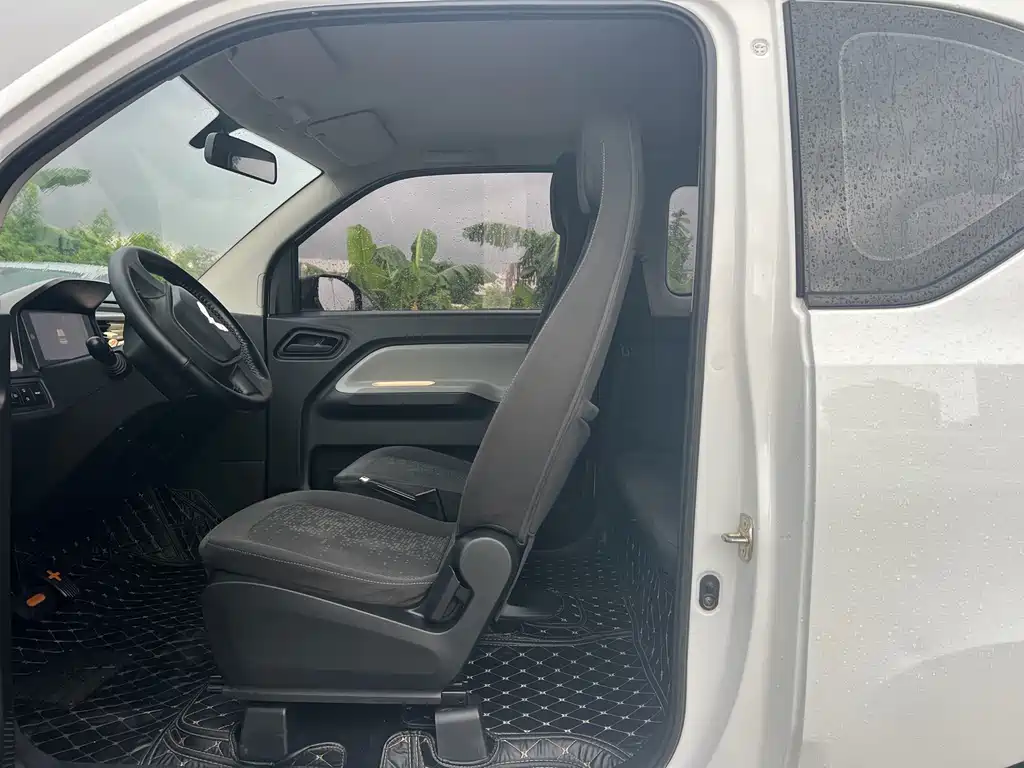 Wuling MINIEV 2021