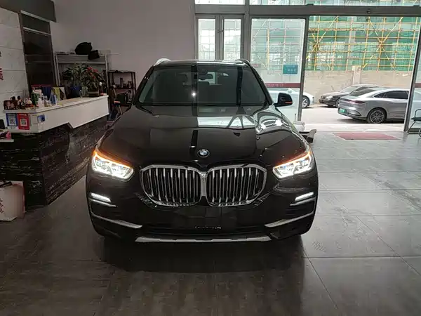 BMW X5 2020