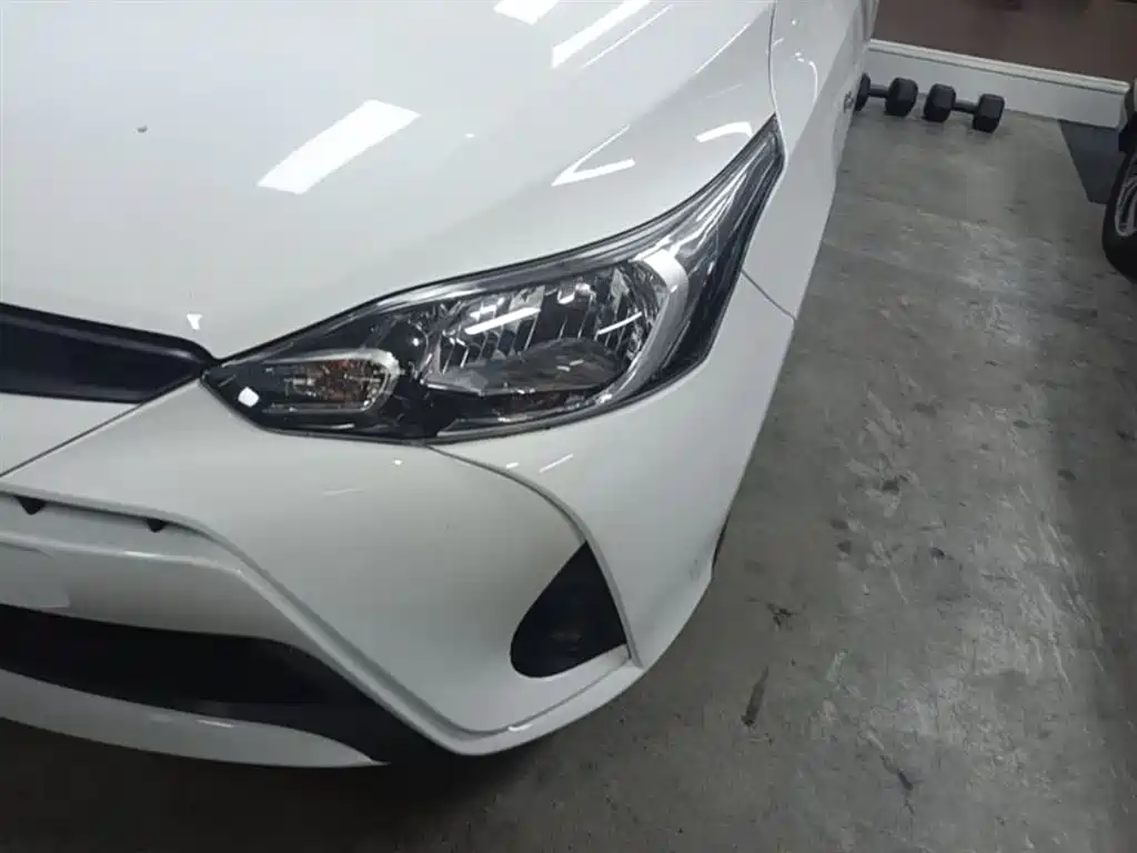Toyota Yaris L 2021 — фото 24