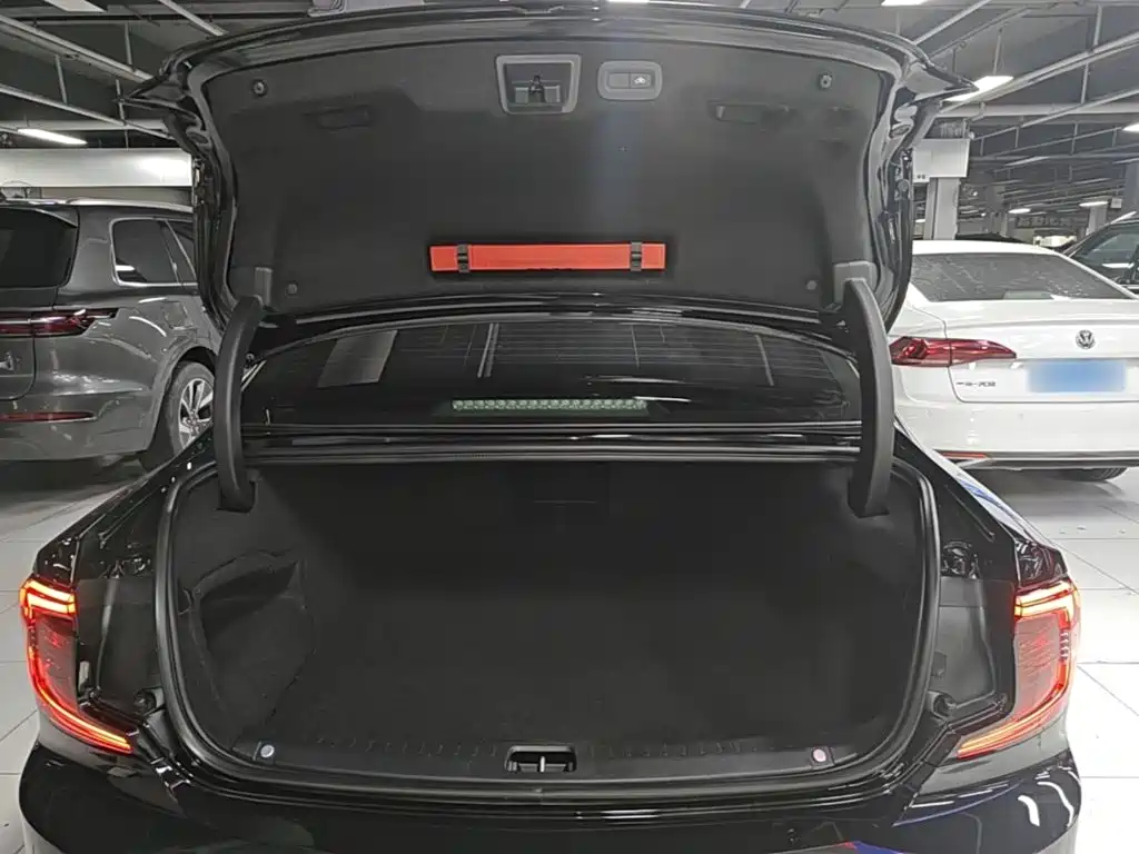 Volvo S90 2020 — фото 19
