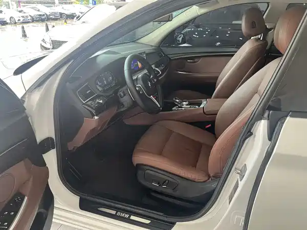 BMW 5 Series GT 2017