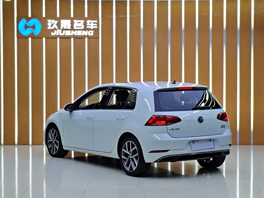 Volkswagen Golf 2020