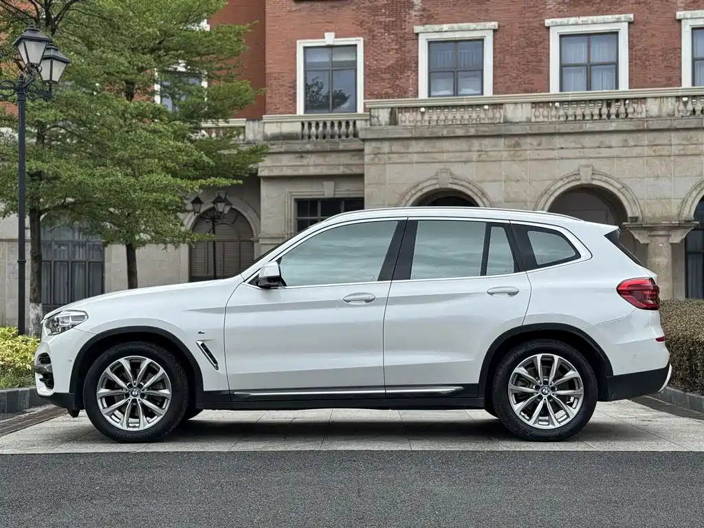 BMW X3 2019 — фото 9